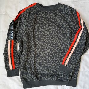 Sarahs Day x White Fox Active Crewneck Leopard
Sweatshirt Women M Oversized